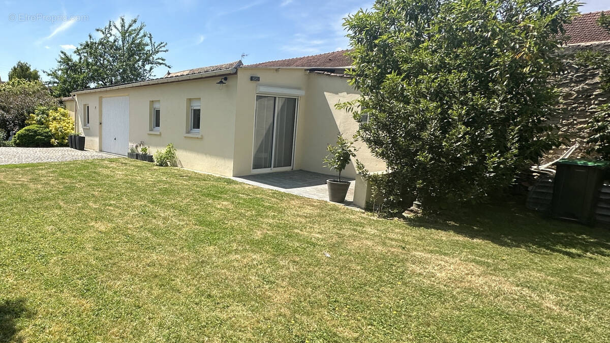 Appartement à MAROLLES-EN-HUREPOIX