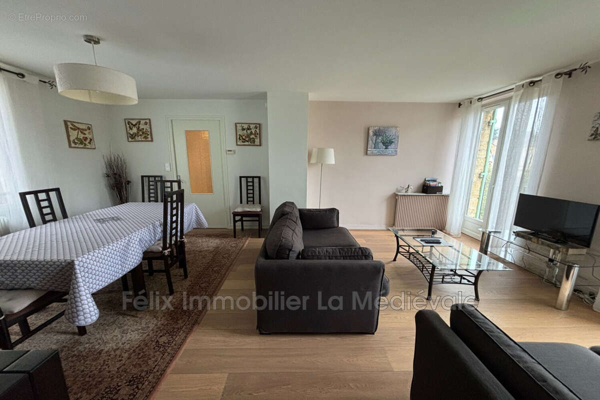 Appartement à SARLAT-LA-CANEDA