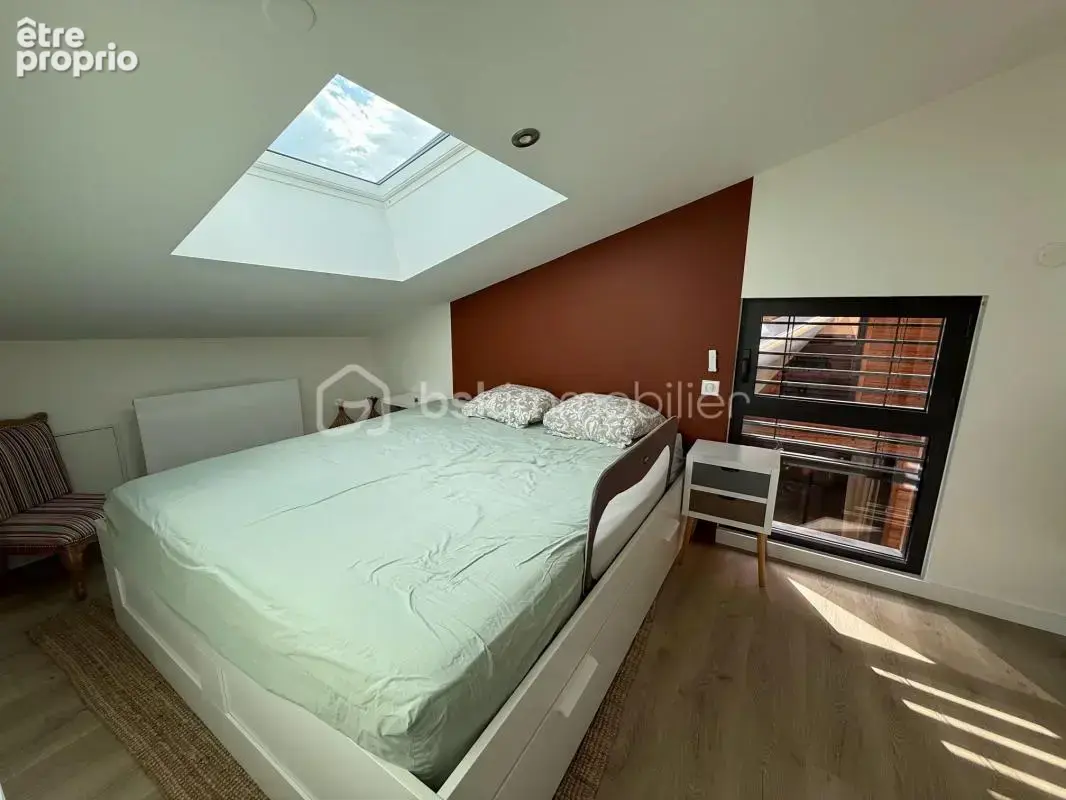 Hypercentre roanne 42300 - loft d’exception de 200 m² - dpe a - piscine - terrain et garage - photo 6