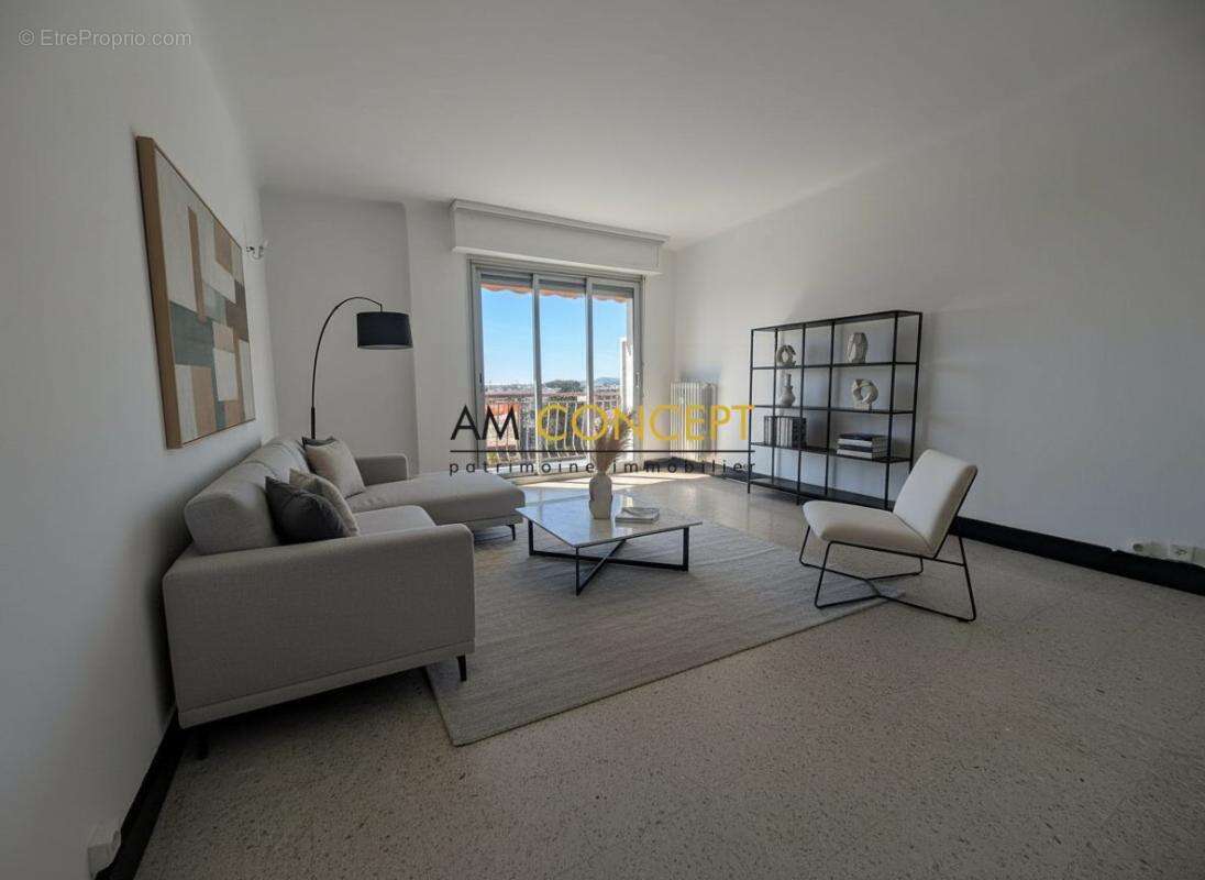 Appartement à CAGNES-SUR-MER