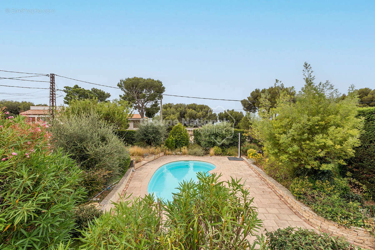 Villa Type 5 avec vue mer, piscine et garage - photo 3