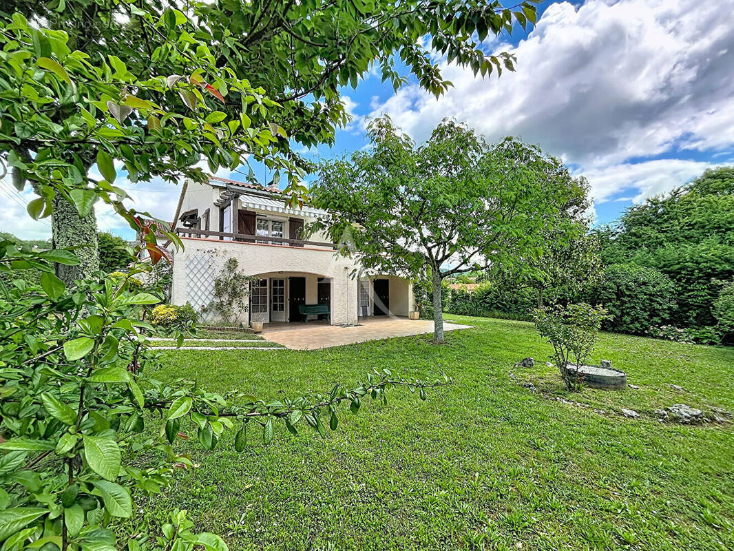 Maison à PRAYSSAC