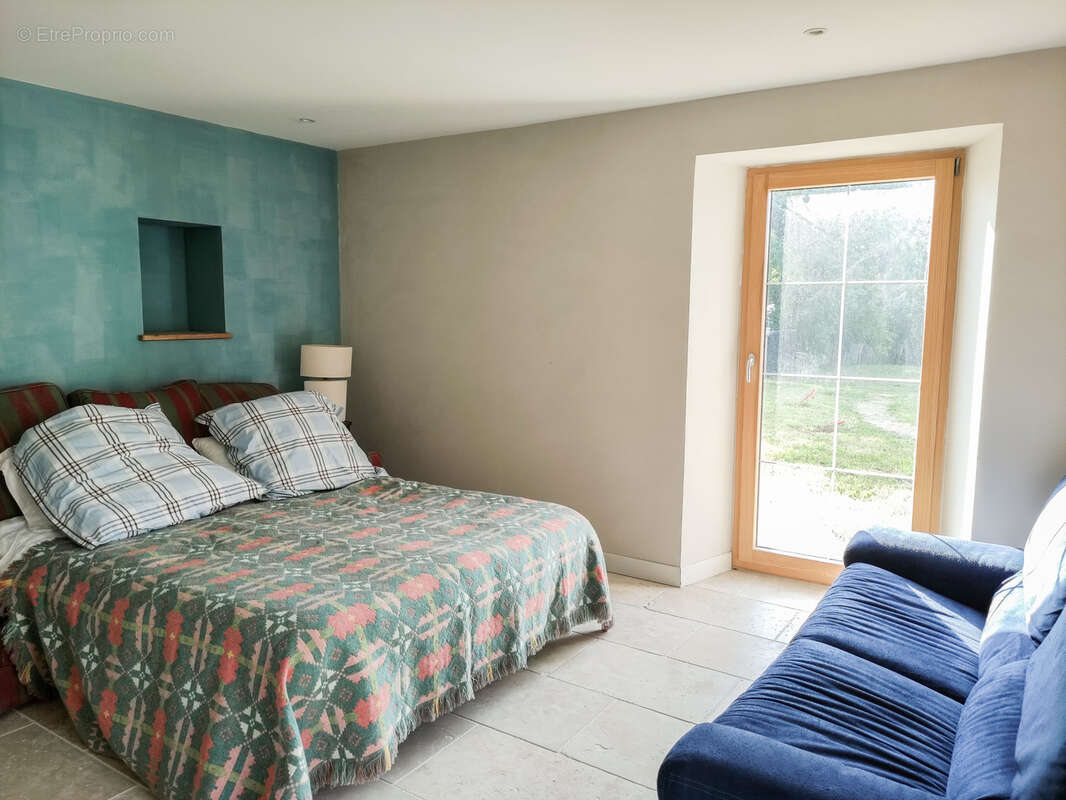 Maison à CASTELSAGRAT