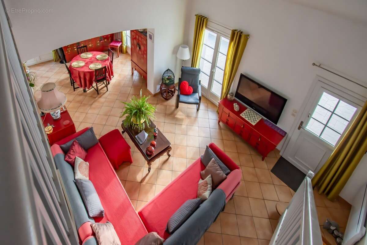 Breuillet – villa avec piscine et vue panoramique sur la campagne - photo 16