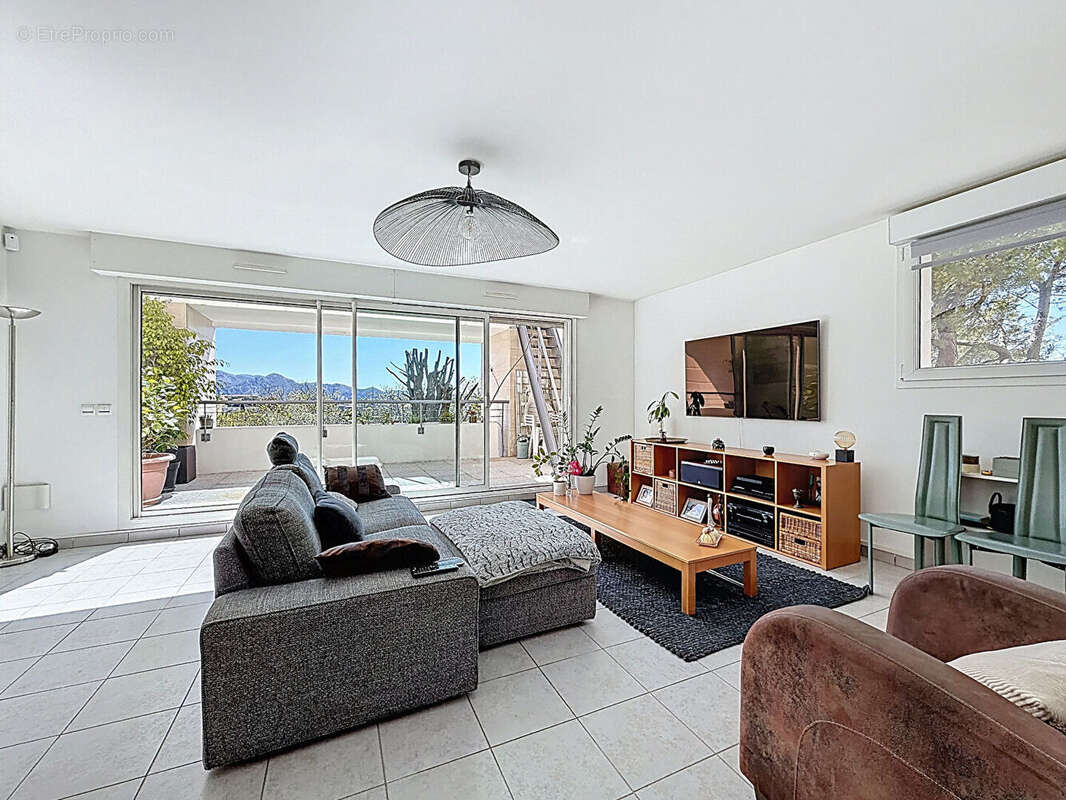 Appartement à MARSEILLE-12E