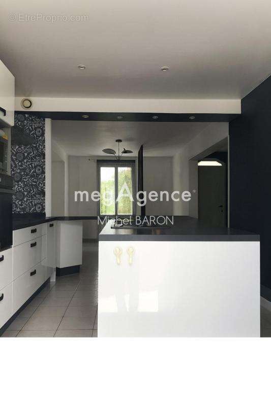 Maison à CHATEAU-GONTIER