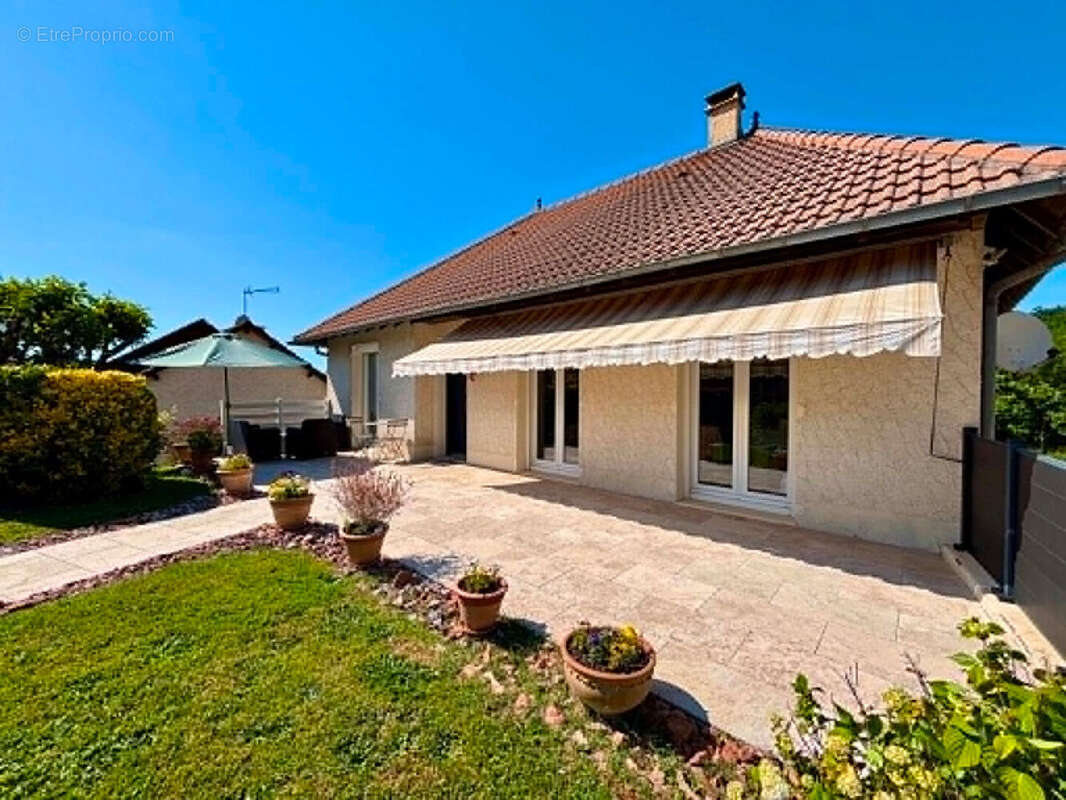 Maison plain-pied, 3 chambres 107.35 m² - photo 2