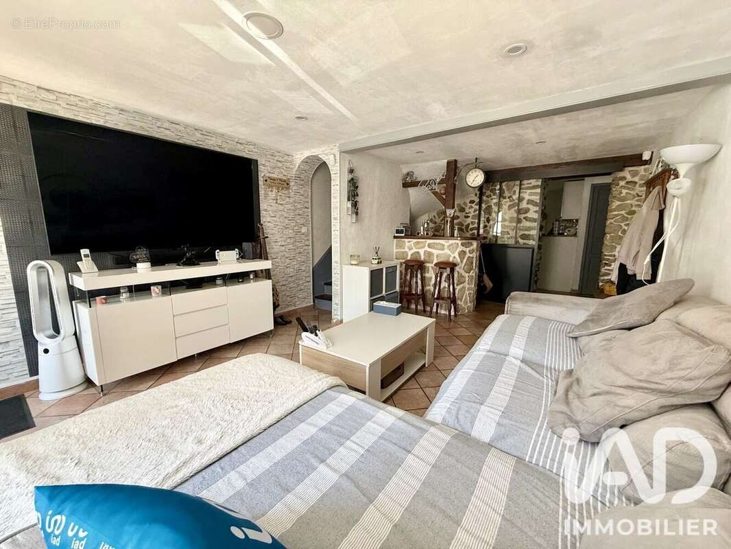 Photo 4 - Maison à VILLENOY