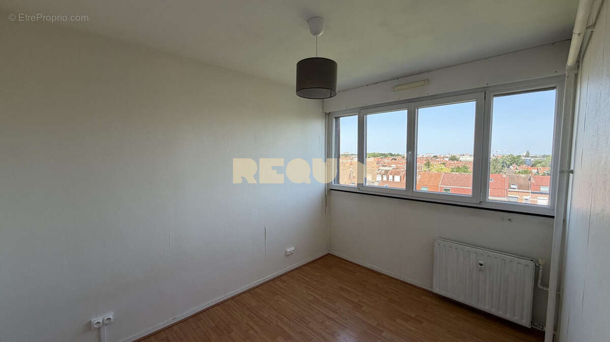 Appartement 33 m² à Ronchin  - photo 4