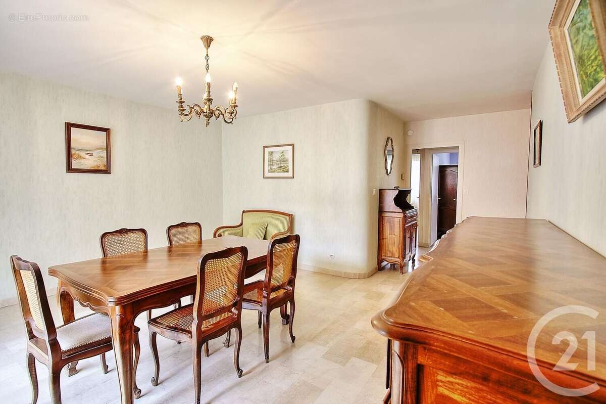 Appartement à LYON-7E