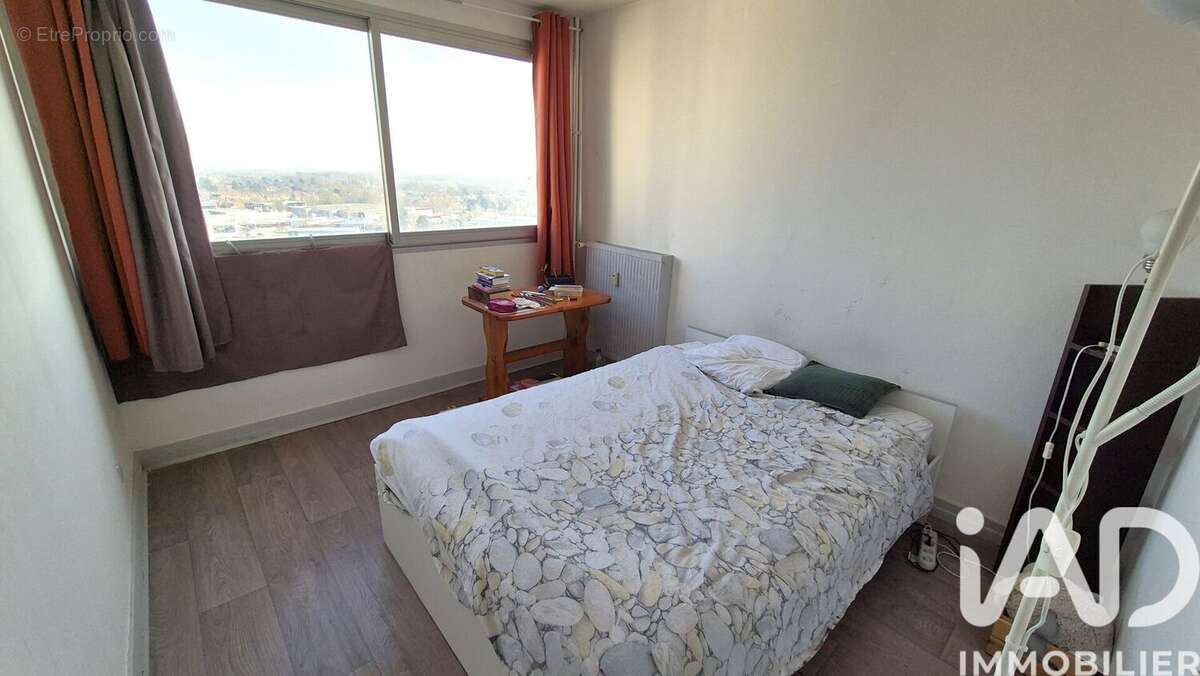 Photo 2 - Appartement à MONS-EN-BAROEUL