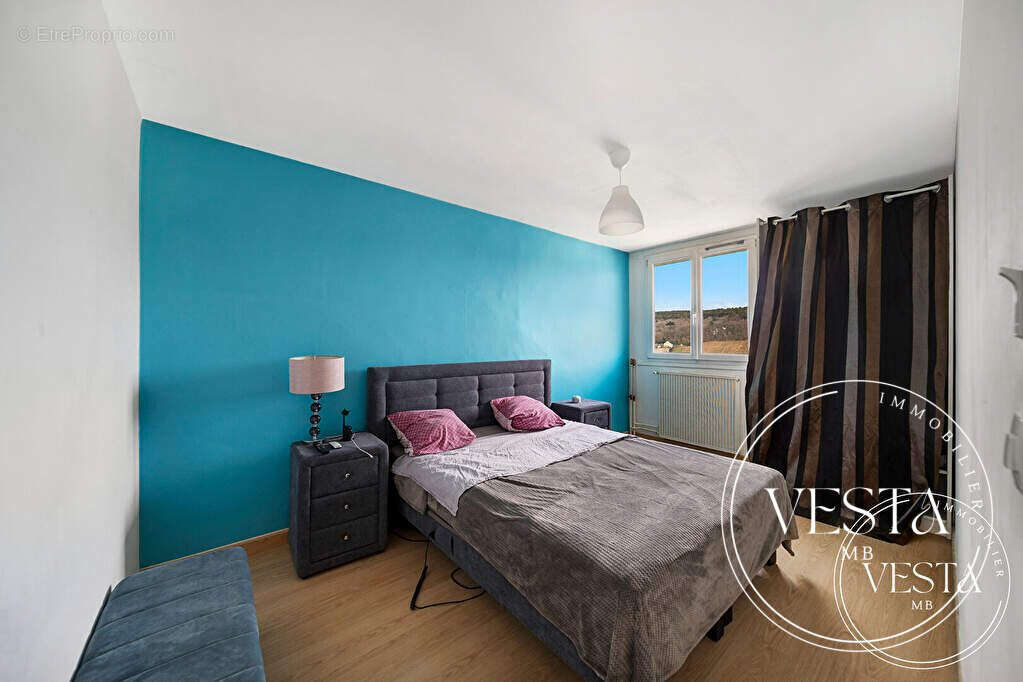 Appartement à CHENOVE