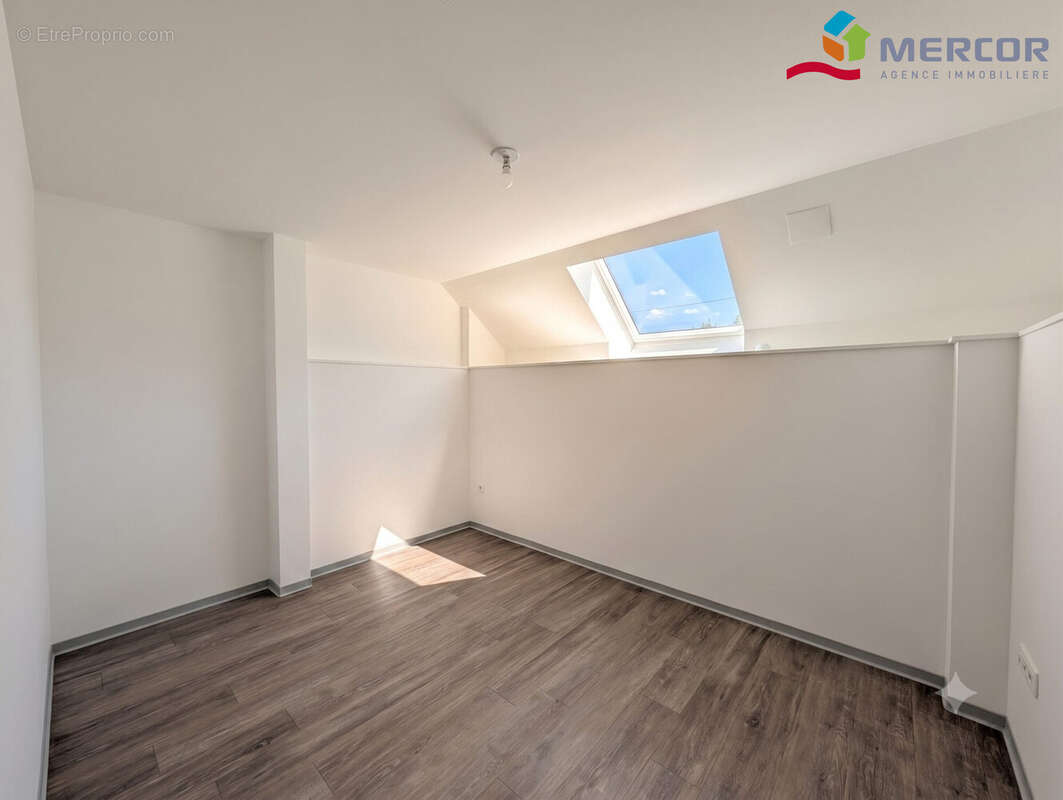 Appartement 92 m² à Neugartheim-Ittlenheim  - photo 7