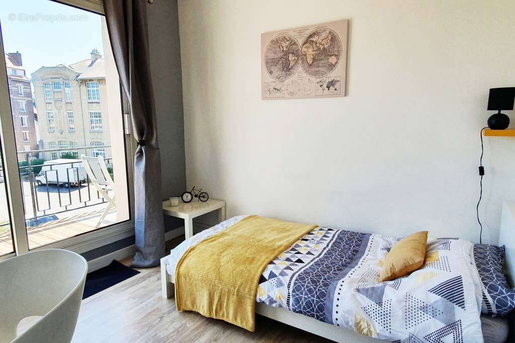 Le havre coeur de ville notre dame vente residence etudiante  10 chambres meublees avec balcon - photo 10