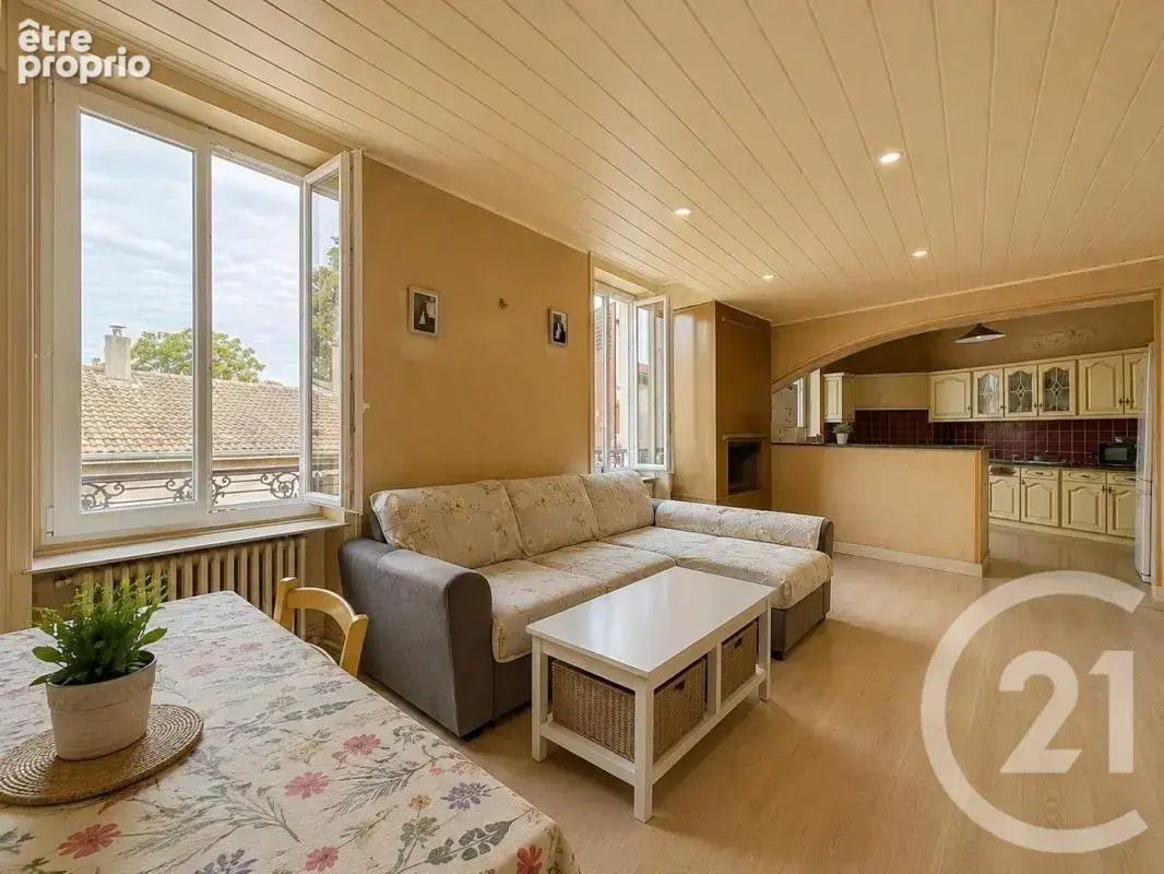 Maison 7 pièces 180 m² à vendre à Grigny (69520) - photo 7