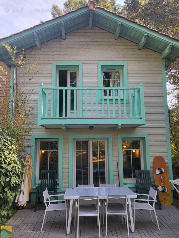 Maison à LACANAU