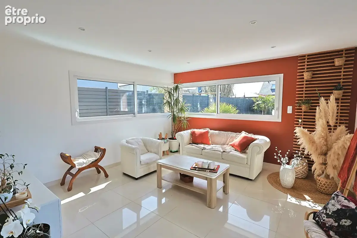 A VENDRE Maison Saint Pere Marc En Poulet 125m² - photo 2