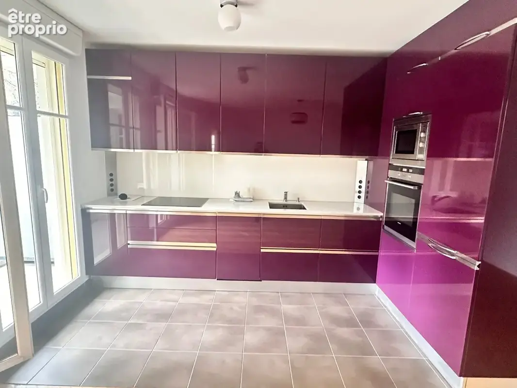 Appartement 3 pièces 64 m² à vendre à Buc (78530) - photo 4