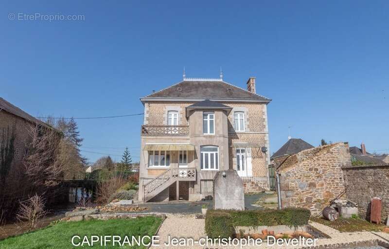 Maison à GORRON