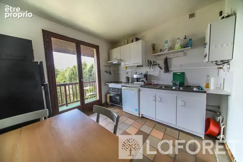 ** appartement type 3/4 - châteauroux les alpes - 4 pièces - photo 8