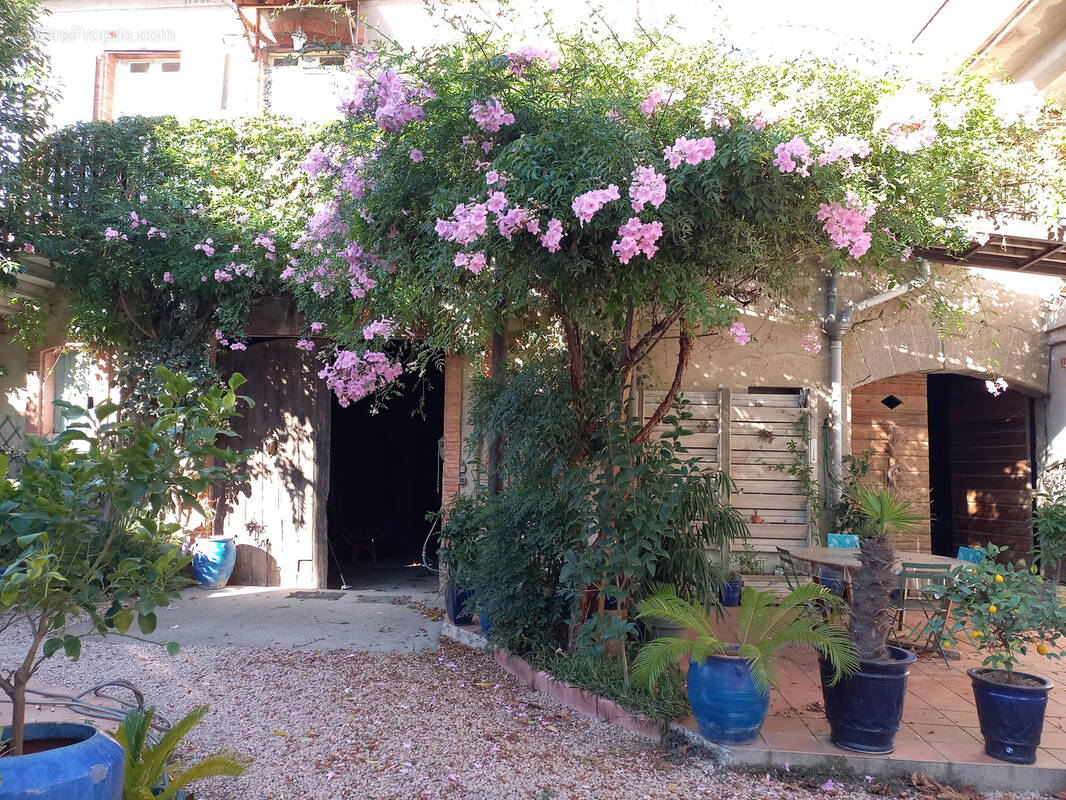 Maison à NISSAN-LEZ-ENSERUNE