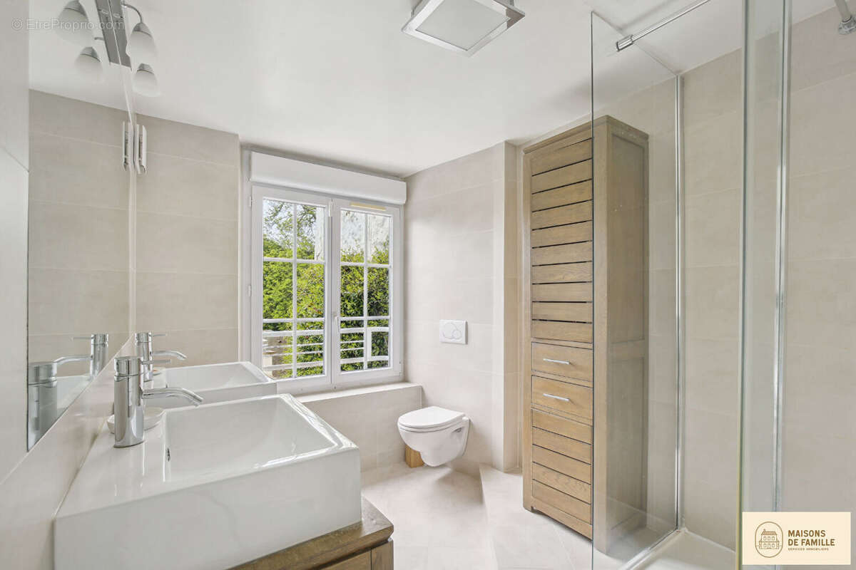 Maison à LOUVECIENNES