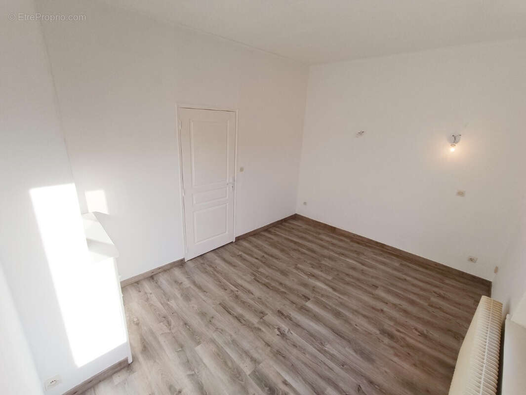 Maison 2 Chambres et jardin quartier St-Maurice - photo 14