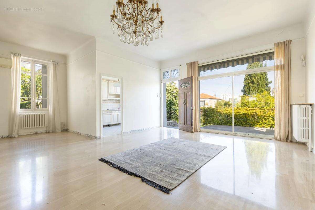 Maison à MARSEILLE-9E