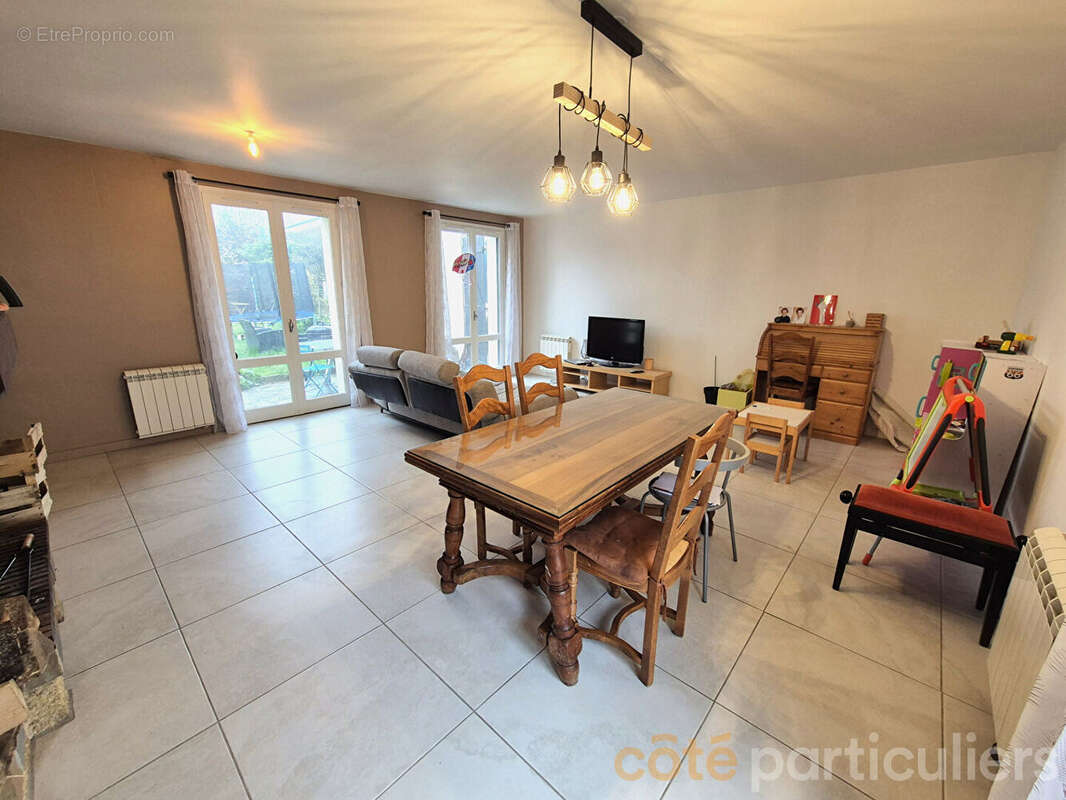 Maison à SEBAZAC-CONCOURES