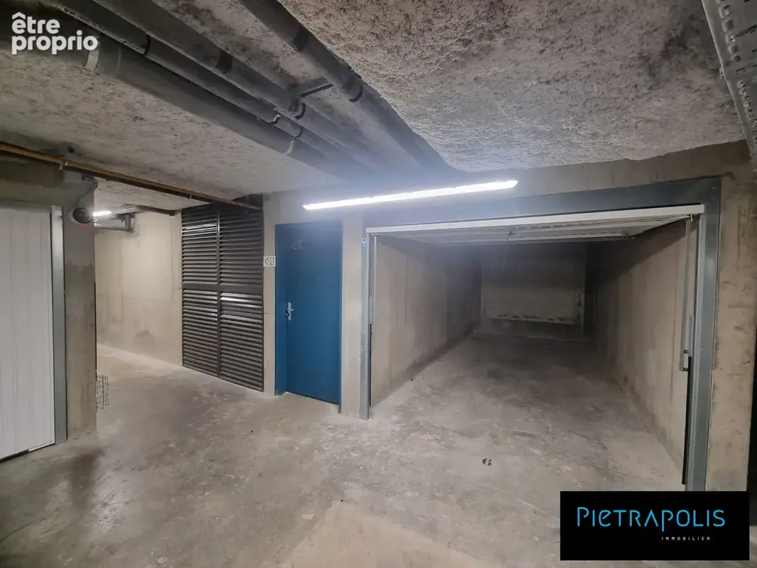 Parking 14 m² à Lyon-7e  - photo 2