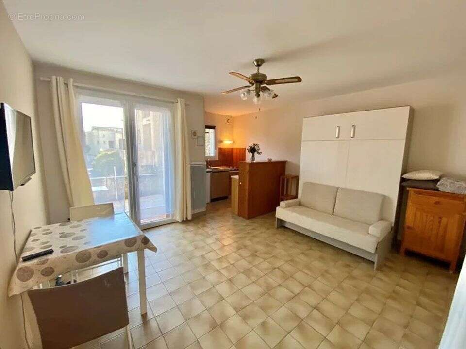 Appartement à GREOUX-LES-BAINS