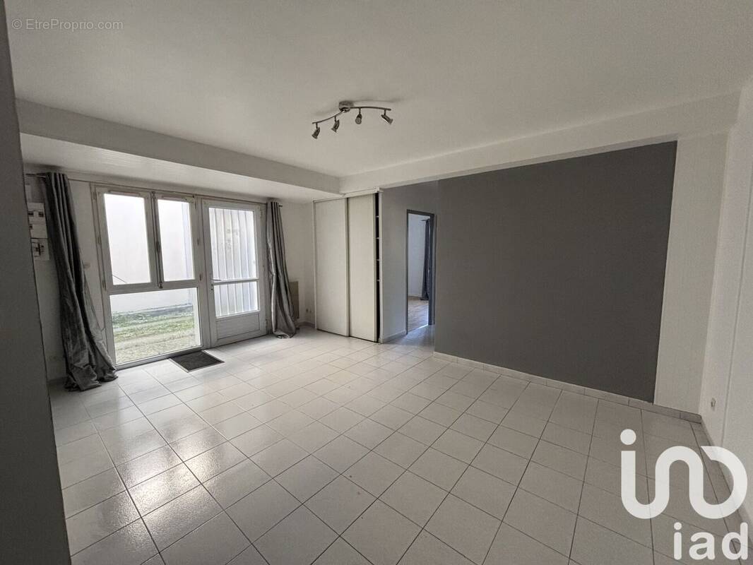 Photo 1 - Appartement à LA ROCHELLE