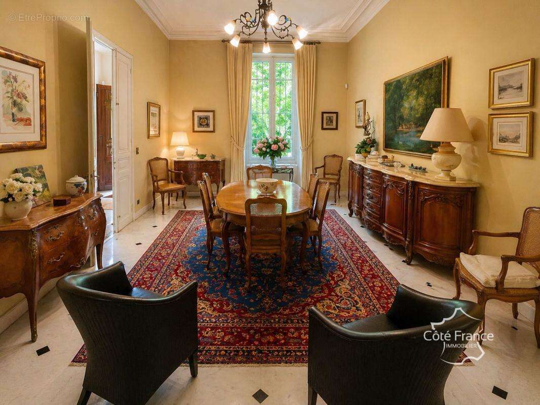 Maison à GRANS