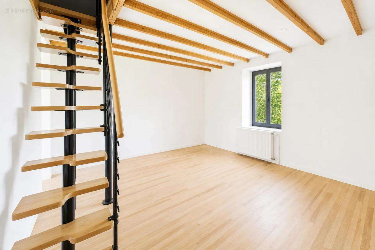Maison à PLATS