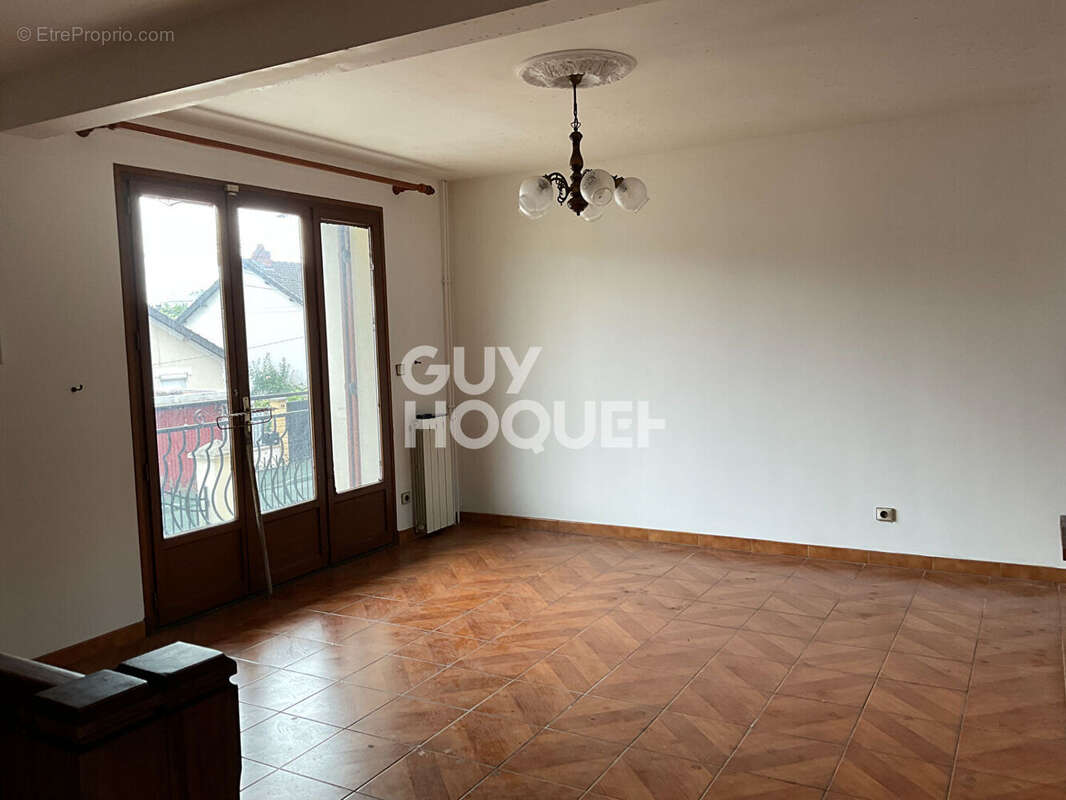 Maison à LE BLANC-MESNIL