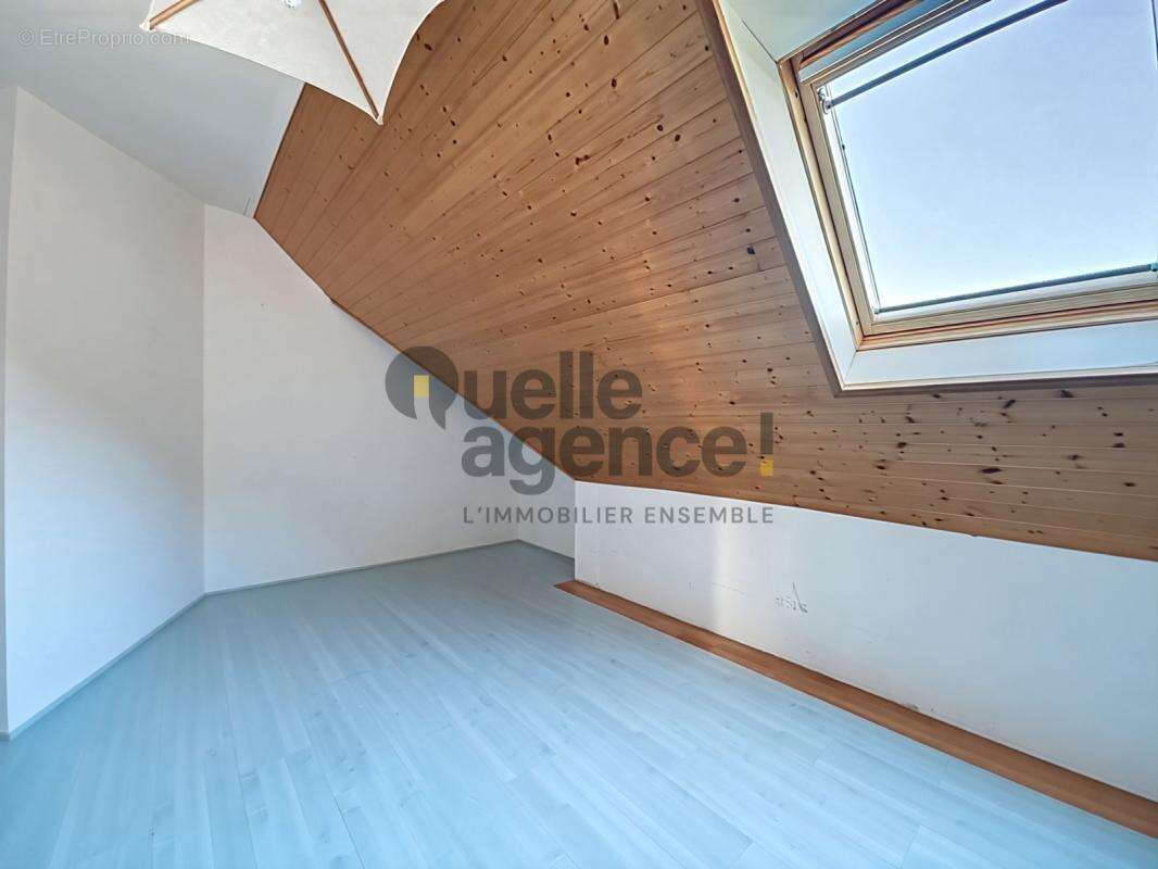 Maison à PLOUGUERNEAU