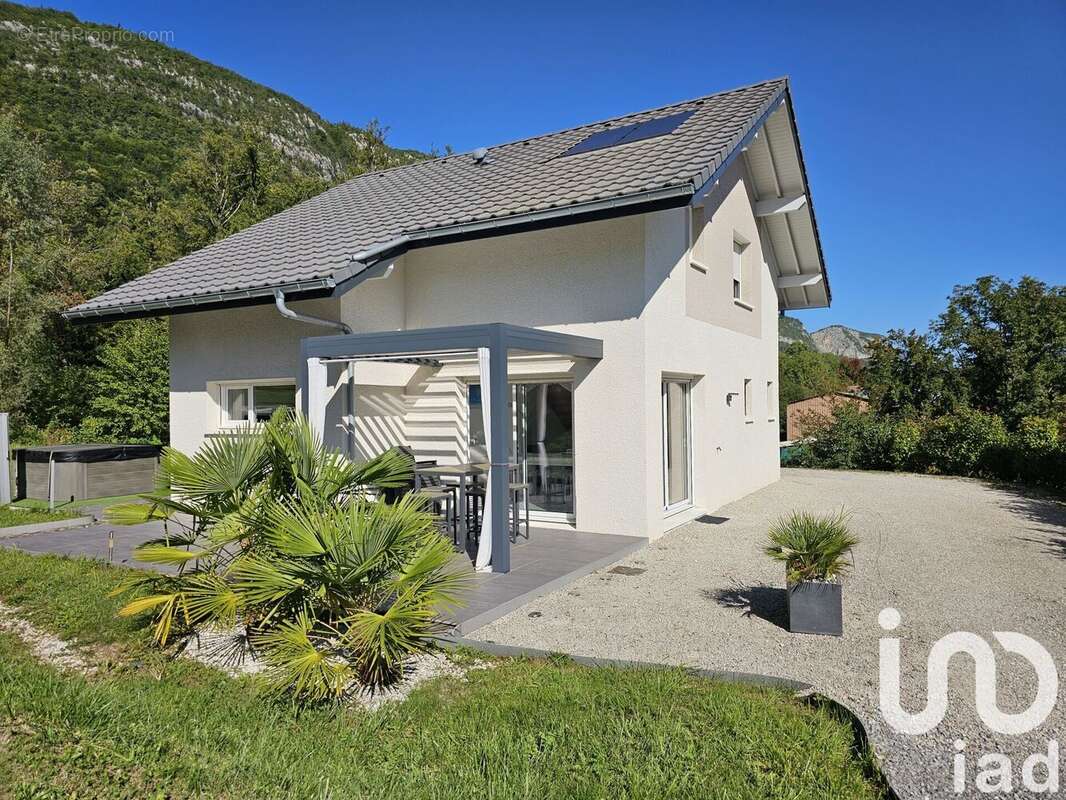 Photo 2 - Maison à DOUSSARD