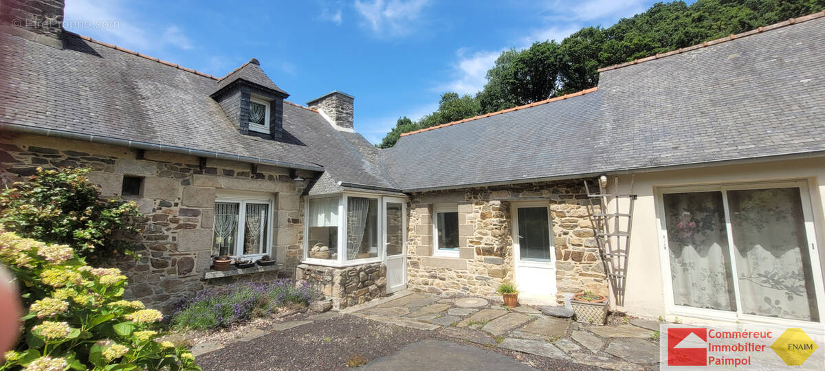 Maison à QUEMPER-GUEZENNEC