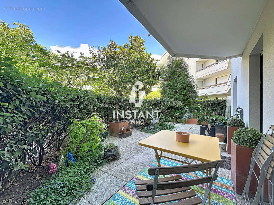 Appartement à CHATILLON