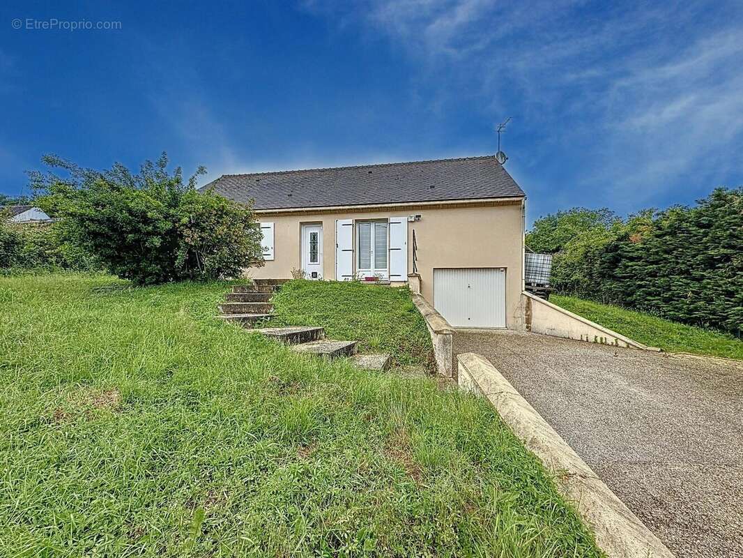 Photo 2 - Maison à PARON