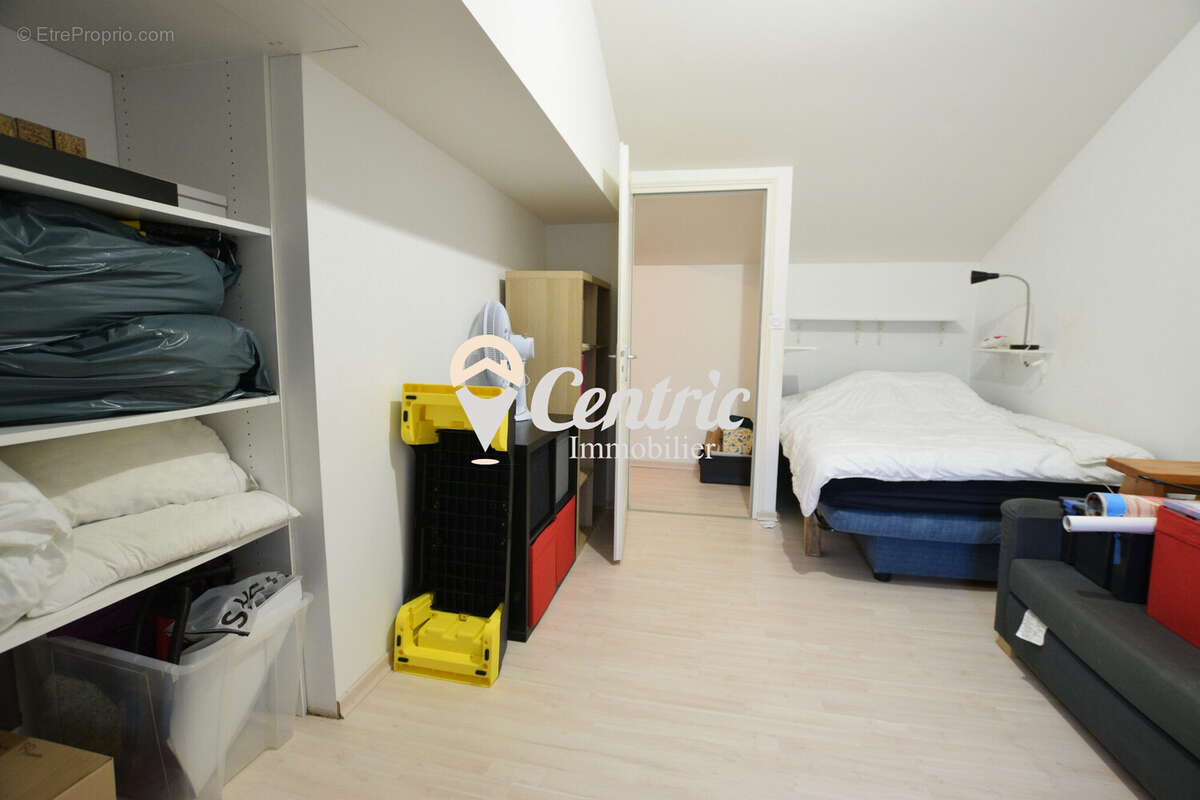 Maison à LA CHAPELLE-SAINT-LAURENT