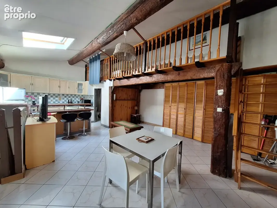 Maison de village 1 face avec grand garage - photo 4