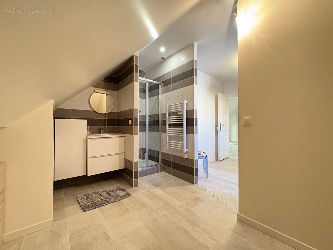 Maison à LE PLESSIS-TREVISE