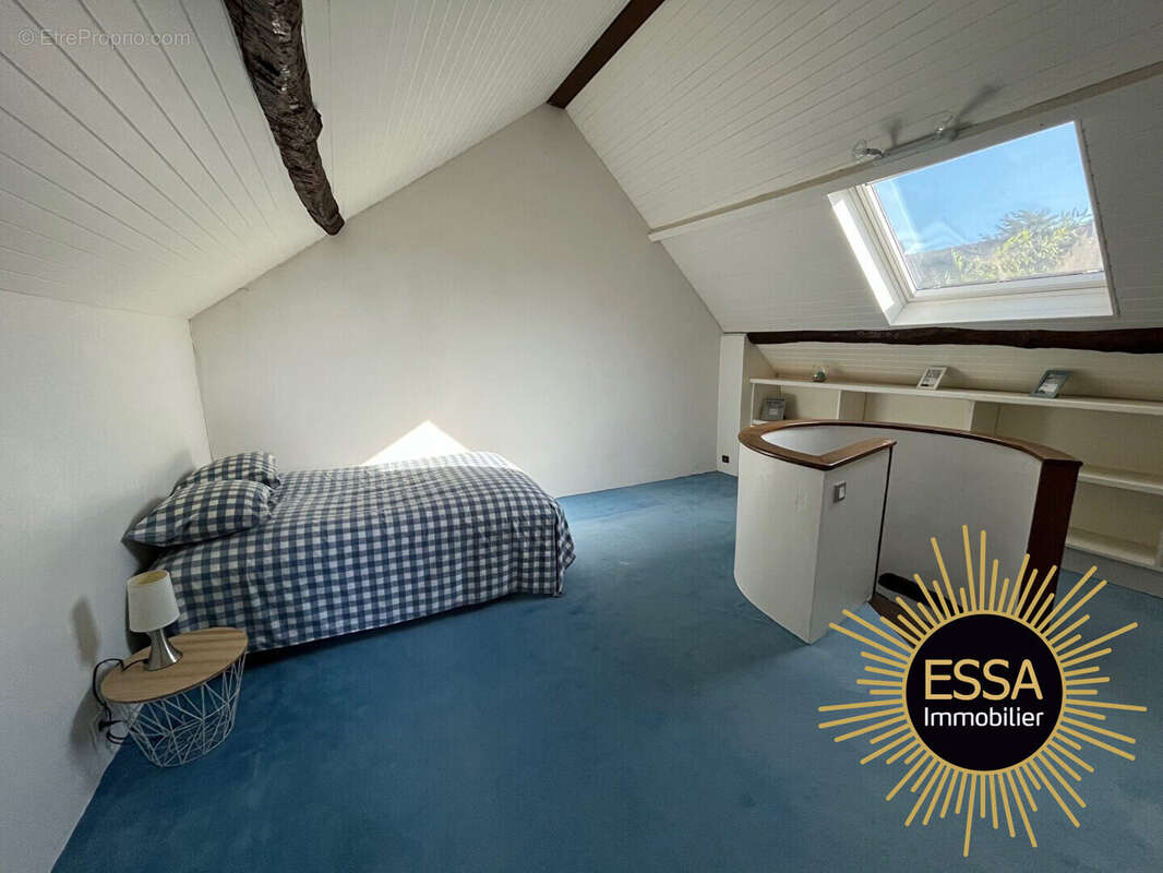 Maison à FEUCHEROLLES