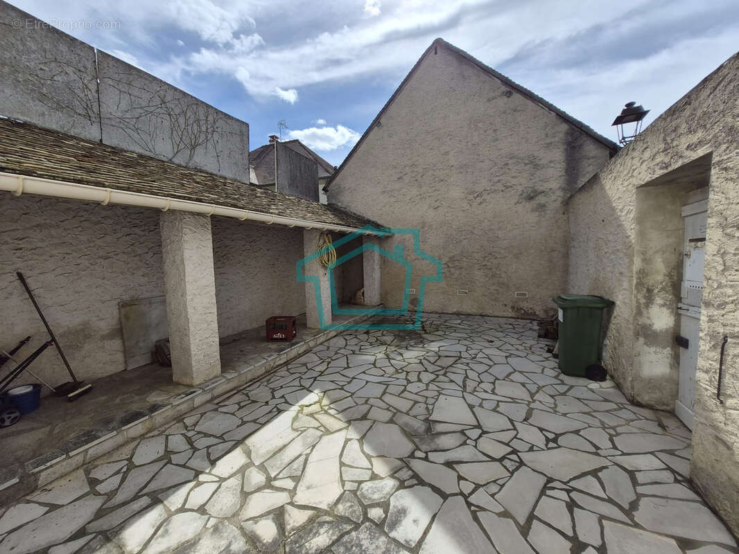 Maison à MAULETTE