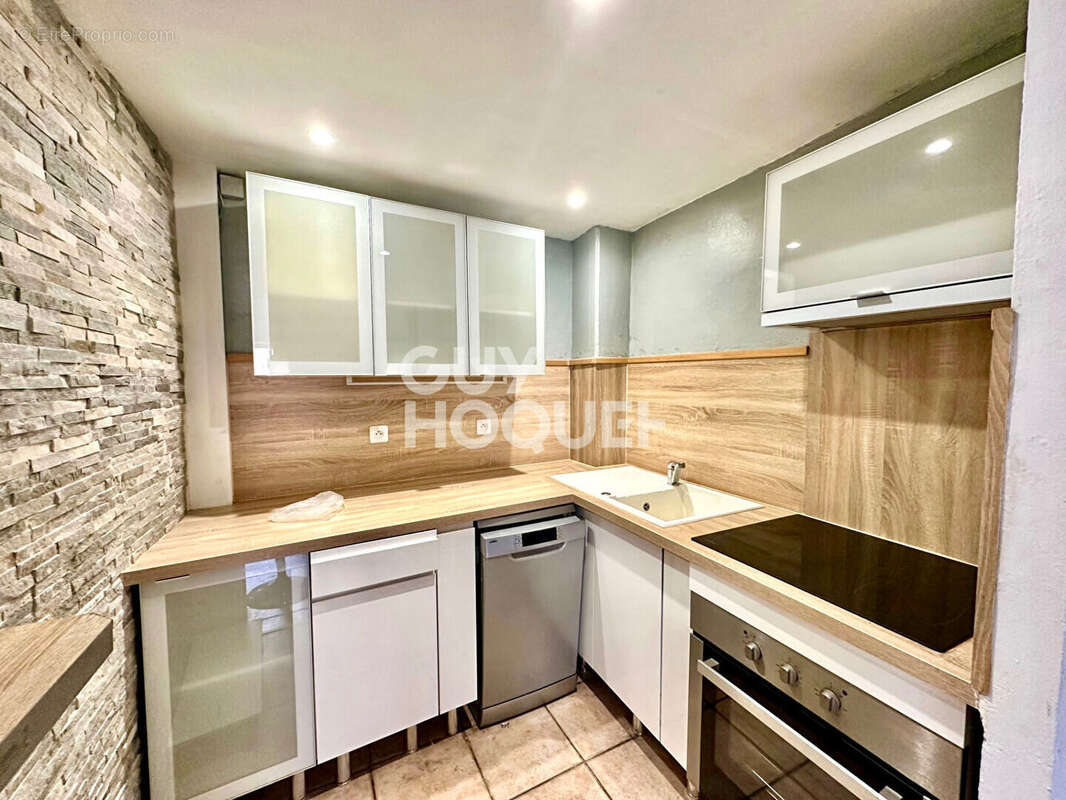 Appartement à TOURVES