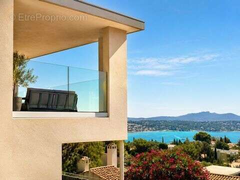 Maison 228 m² à Bandol  - photo 2