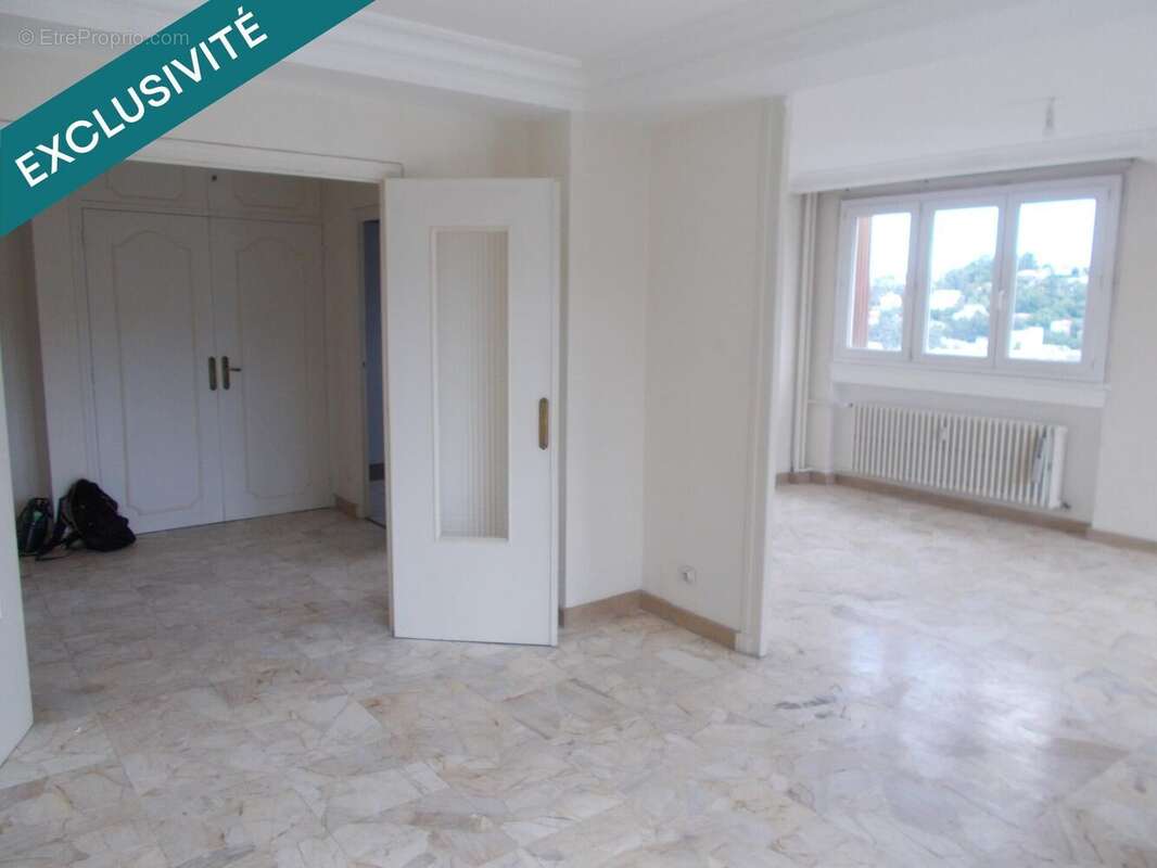 Photo 3 - Appartement à SAINT-ETIENNE