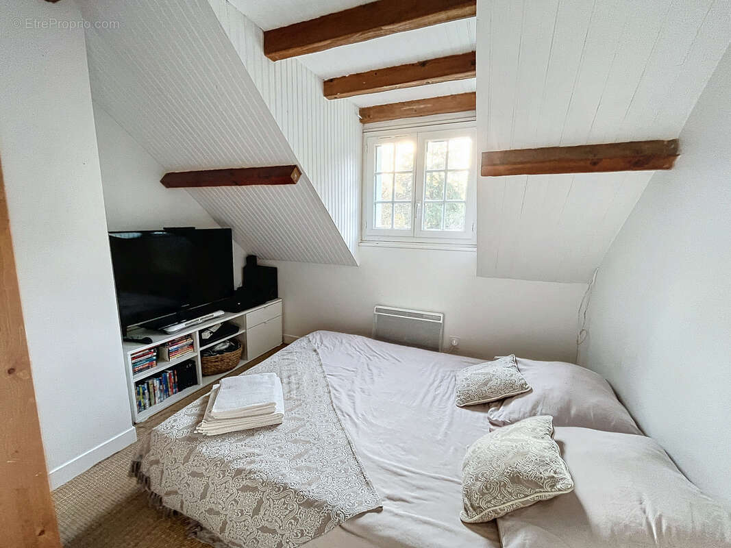 Maison à NOISY-SUR-ECOLE