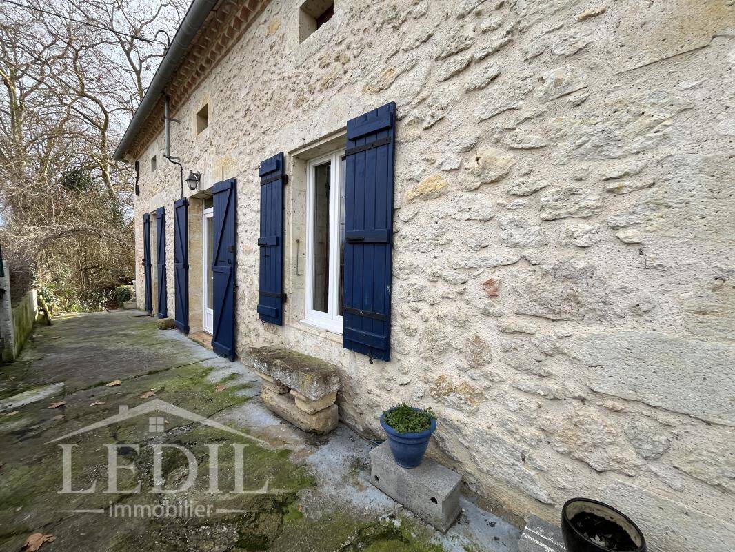 Maison à SAINT-PUY